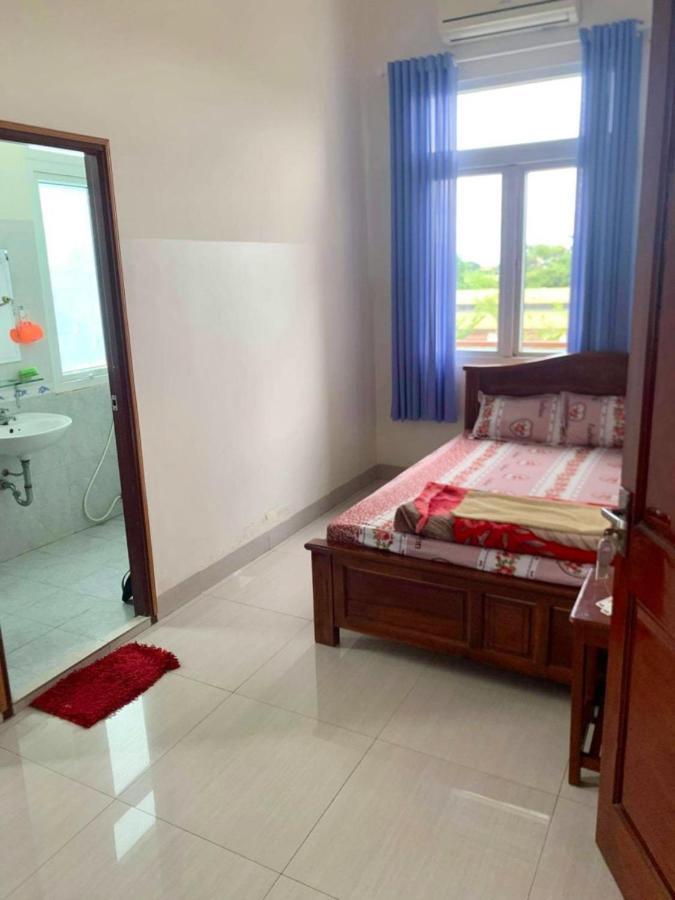 Phuong Huy Hotel Buon Ma Thuot Exterior photo